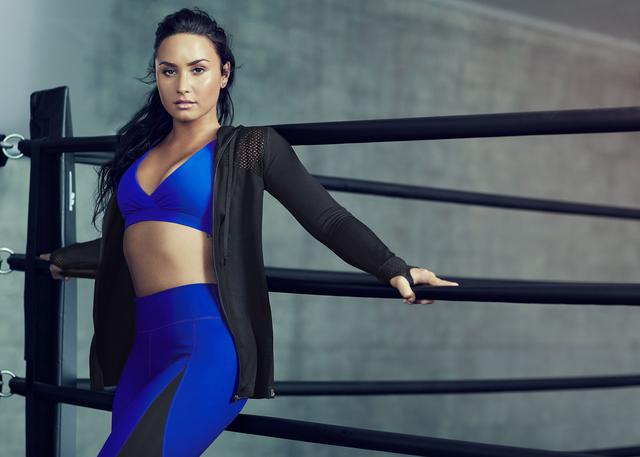 画像: 2017年にはFableticsとのコラボでエクササイズラインを発表した。©Fabletics/Splash