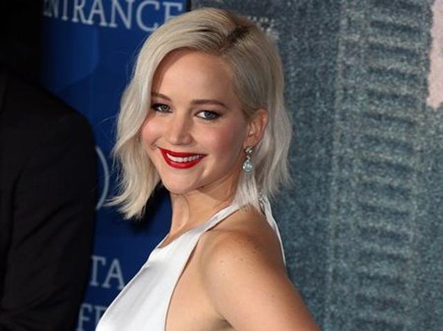 画像: ジェニファー・ローレンス 約46億円