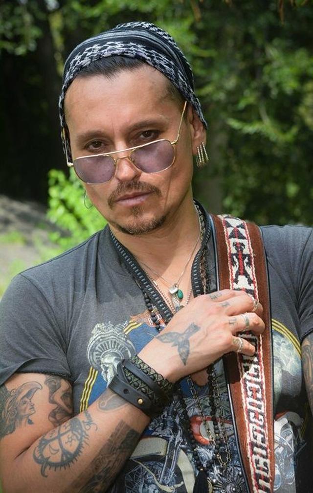 画像3: ジョニー・デップのそっくりさん