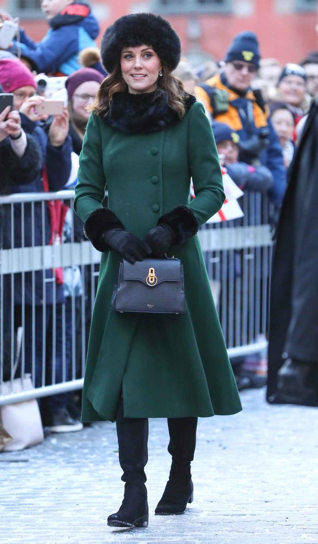 画像2: 全12ルックお届け!キャサリン妃のロイヤルツアー・ファッションに密着