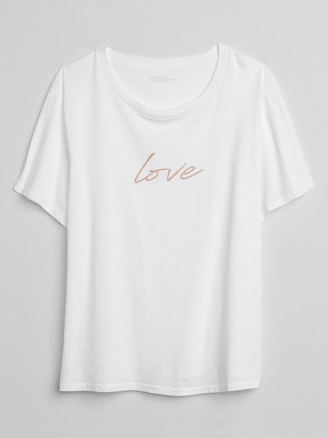 画像: Gapが、国際女性デーに向けて“LOVE”Tシャツを発売