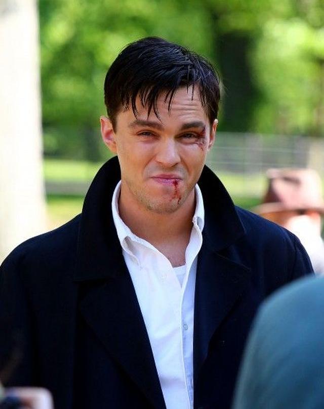 画像3: 『X-Men』シリーズのイケメン俳優が、NYセントラル・パークで血みどろ!?