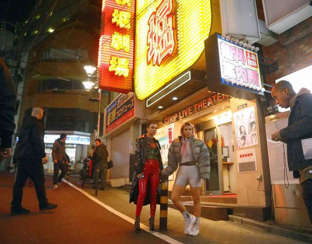画像4: 来日中のキム・カーダシアン、渋谷のアダルトショップを訪問【写真アリ】