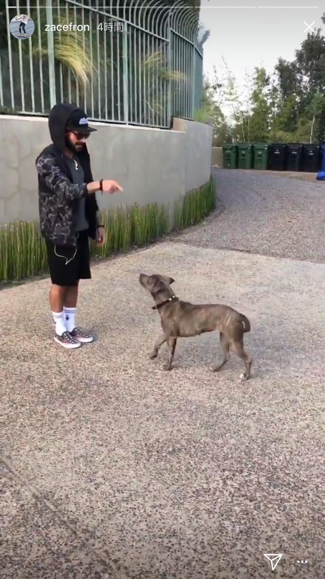 画像1: ©Zac Efron/Instagram