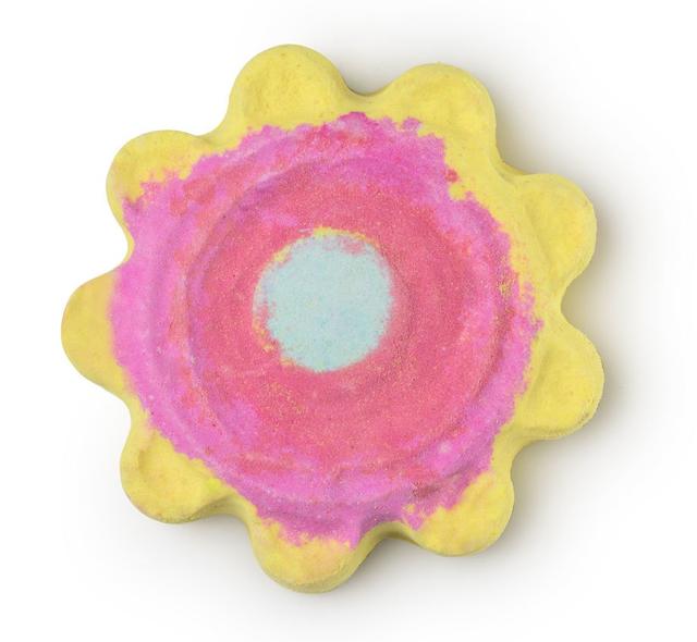 画像: マム ルック ワット アイ メイド ユー(バスボム) 760円(税込)