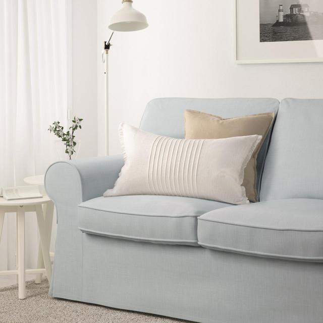 画像: EKTORP 2人掛けソファ ¥34,990(旧価格:¥39,990)