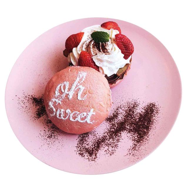 画像: ピンクスイーツバーガー 1,280円(税別)