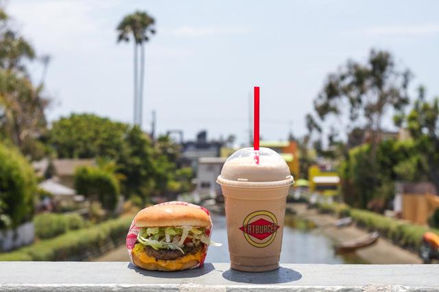 画像4: LA発の老舗グルメバーガー店「FATBURGER」が初上陸!