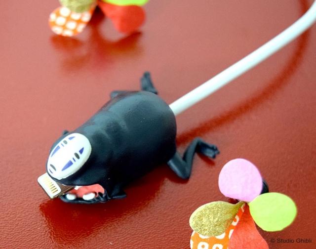 画像1: ネコバス、ポニョ、カオナシがガブッと噛みつく「ケーブルカバー」登場