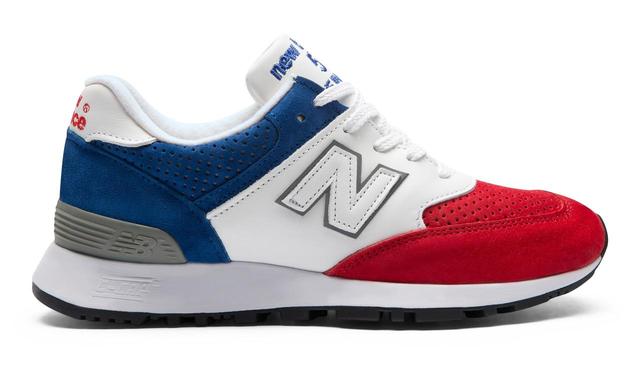 画像: 商品名:W576RBW カラー:RED/BLUE サイズ(ウイズ/センチ): B/22.0~25.0cm 価格:28,000円(税抜)