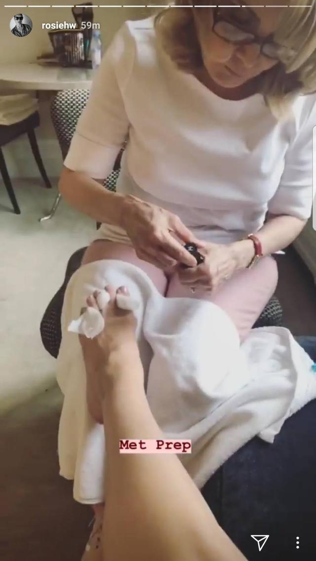 画像1: 鼻毛処理からネイルまで、メットガラ直前にセレブが行っていたこととは?