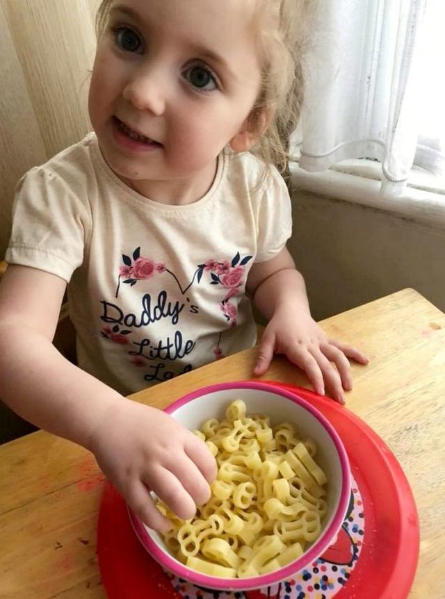 画像: パスタの形が…