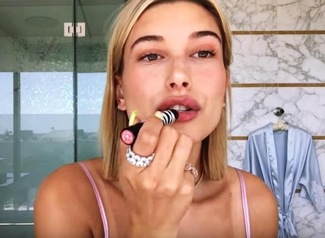 画像: ©Vogue www.youtube.com