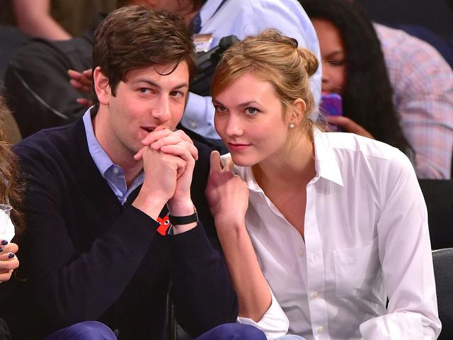 画像: インスタグラムで婚約を発表