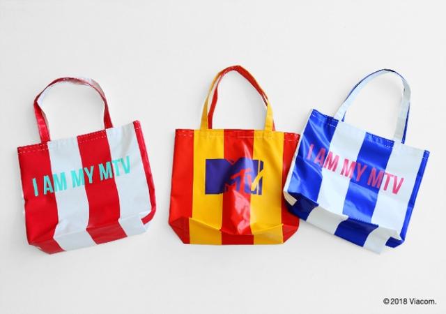画像: BAG(L)¥3,000+TAX (R)¥2,800+TAX