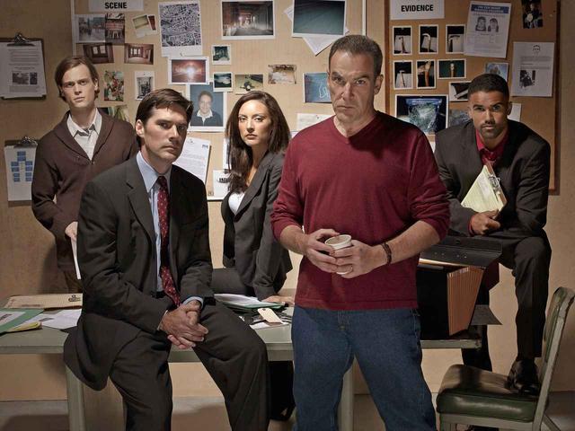 画像3: © 2004 Touchstone Television. All rights reserved.