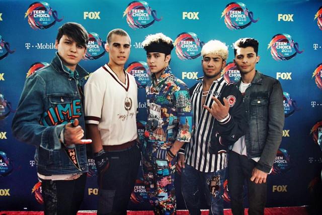 画像: https://twitter.com/CNCOmusic/status/1028792258240372736