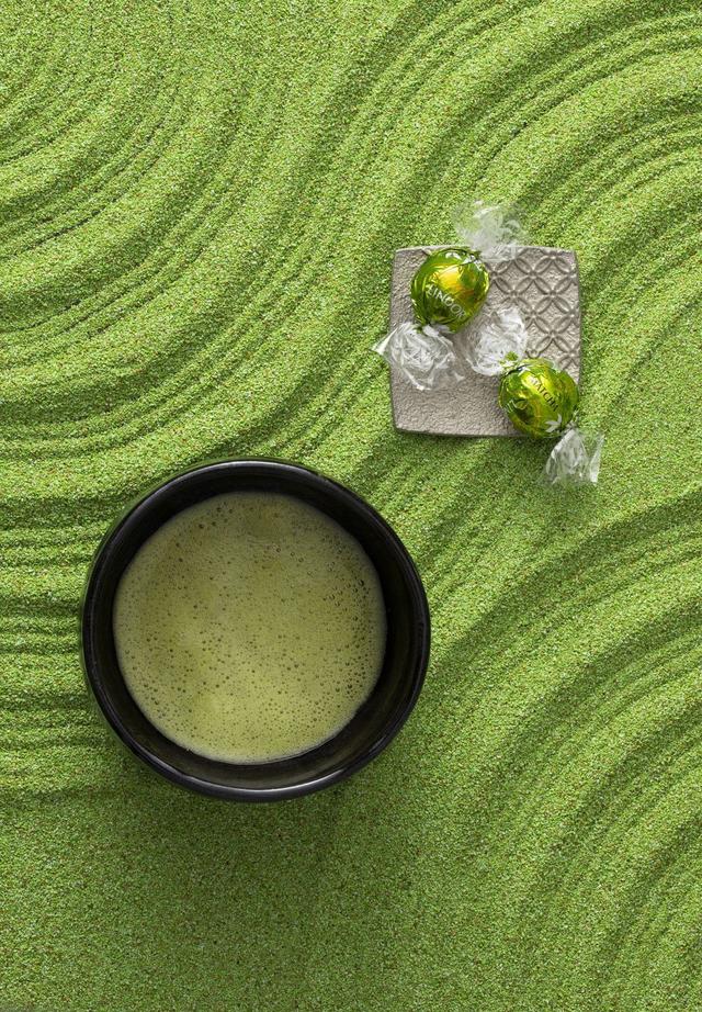 画像1: リンツから初のジャパンフレーバー「リンドール 抹茶」発売