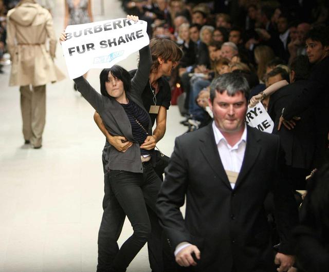 画像: Burberryが行ったブランドの革命的な発表とは?