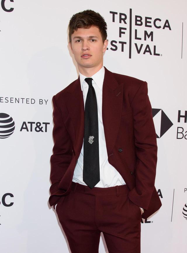 画像1: アンセル・エルゴート、彼が次に出演するのは誰もが知っている名作のリメイク