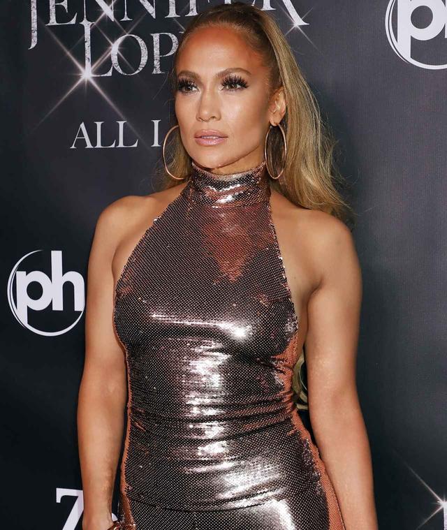 画像: ジェニファー・ロペスはみんなでクリスマスパジャマ