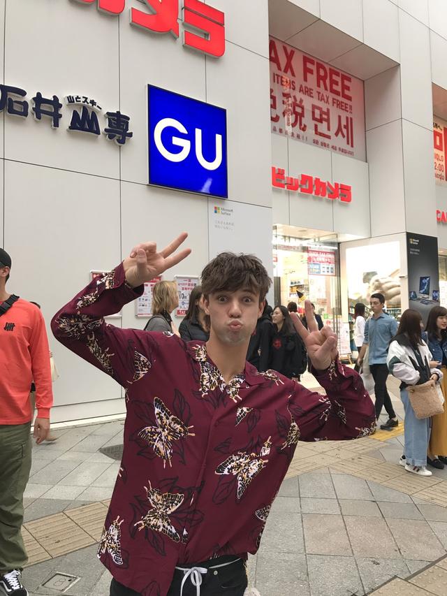 画像1: キャメロンがGUでお買い物