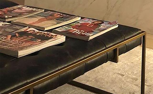 画像3: ベラが表紙を飾った雑誌を大切に保管