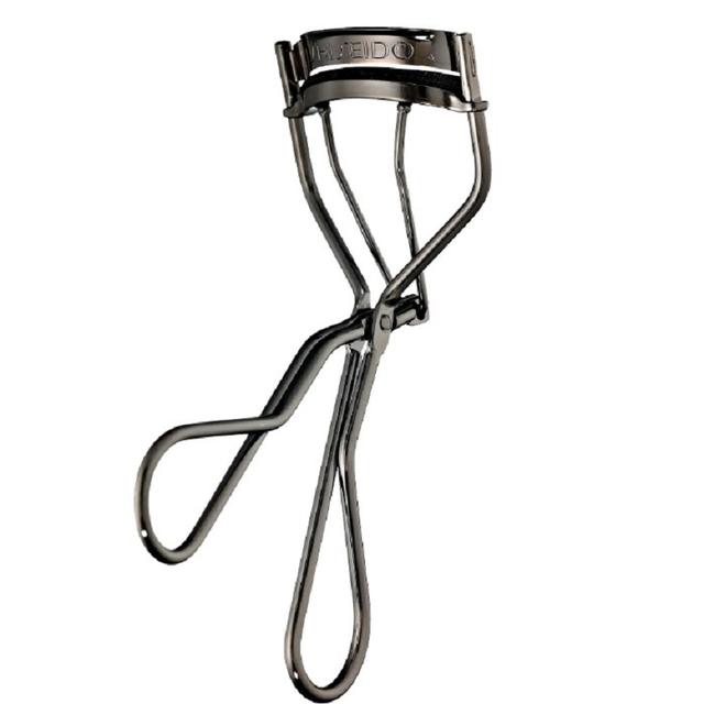 画像: https://www.sephora.com/ca/en/product/eyelash-curler-P244437?skuId=1201474