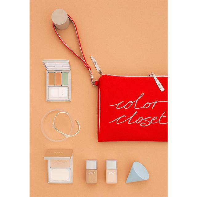 画像: RMK RMK クリスマス トラベルベースメイクアップキット 2018