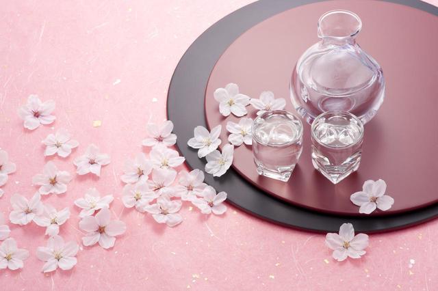 画像1: 女性が欲しいもの全部♡ 「酒」の驚くべき美肌効果!