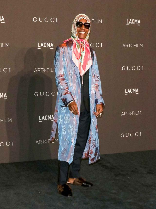 画像1: エイサップ・ロッキー、「真知子巻き」でイベントに参加しザワつかせる