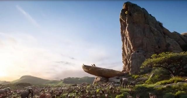 画像: 実写版。©Walt Disney Studio/ Youtube