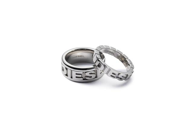 画像: リング(左)¥12,000(右)¥8,000