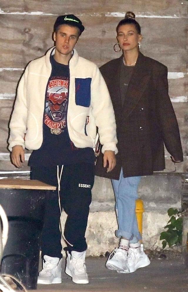 画像: ジャスティン&ヘイリーの最新写真。しばらくジャスティンの母国カナダに2人で帰省していたが、現在はロサンゼルスに滞在している。