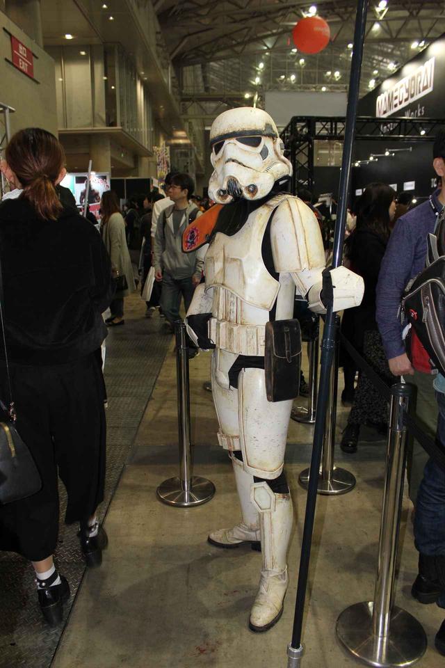 画像9: 世界のコスプレイヤーが東京コミコン2018に