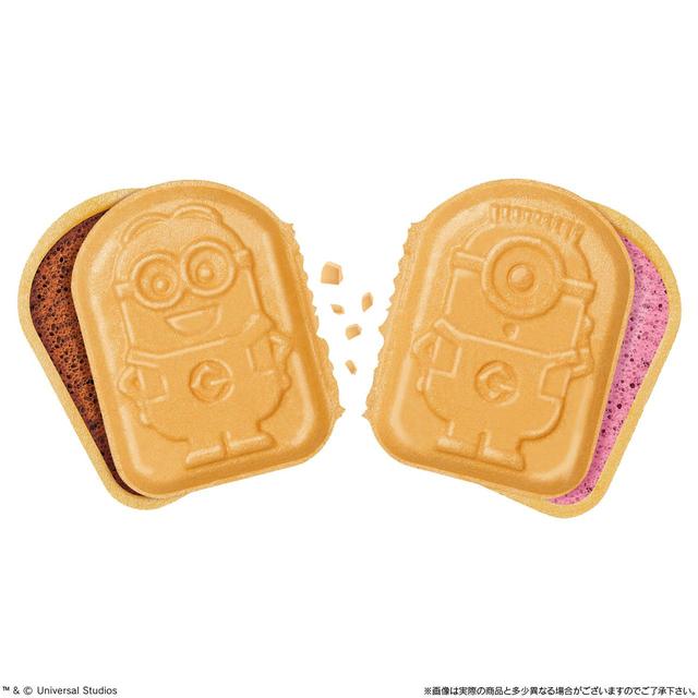 画像2: ミニオンが2つに割れるチョコモナカになって登場!