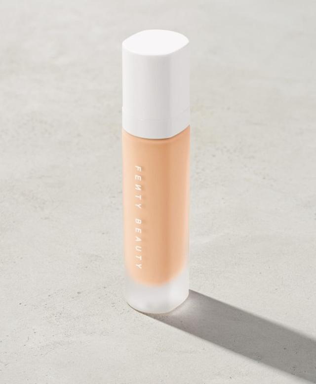 画像: Fenty Beautyの「プロフィルター」 www.fentybeauty.com