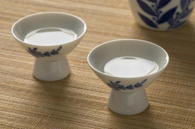 画像: お酒を飲むならビールより日本酒・焼酎を