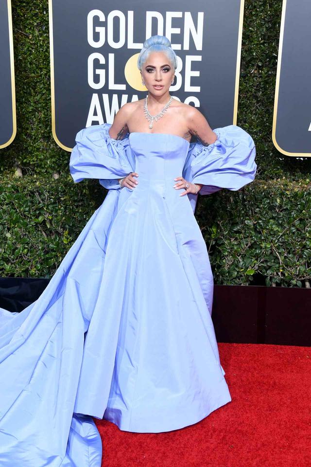 画像1: レディー・ガガ、レッドカーペットで着用したジュエリーの値段がさすが【ゴールデン・グローブ2019】