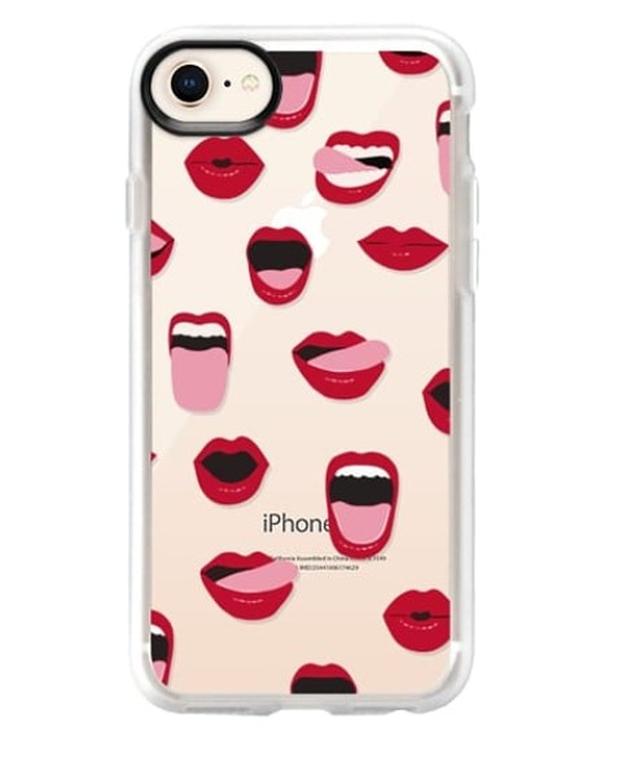 画像2: カイリー・ジェンナーの愛用スマホケースがリーズナブルでかわいい