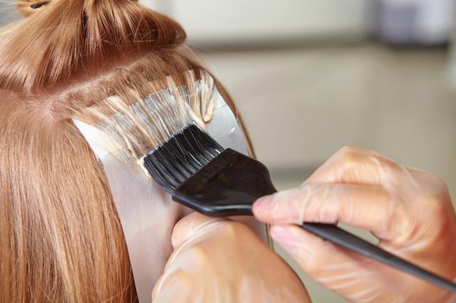 画像: 「ネガティブスペース」ヘアカラーってなに?