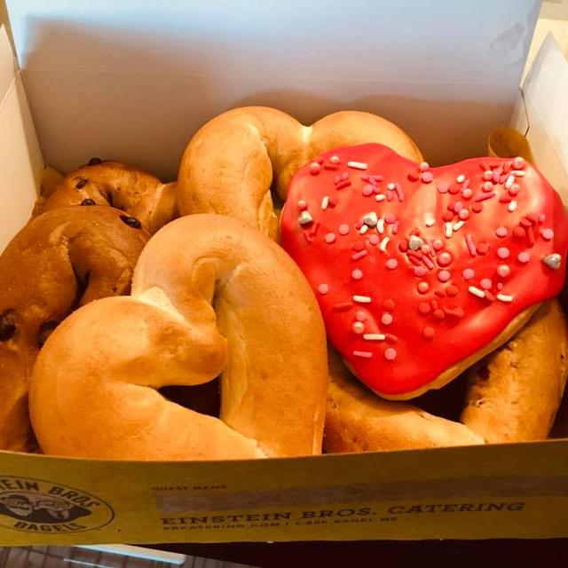 画像: ©Einstein Bros. Bagels