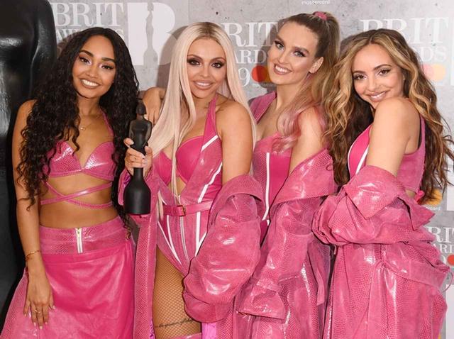 画像: リトル・ミックス、ブリット・アワードに4人全員がオールピンクスタイルで登場