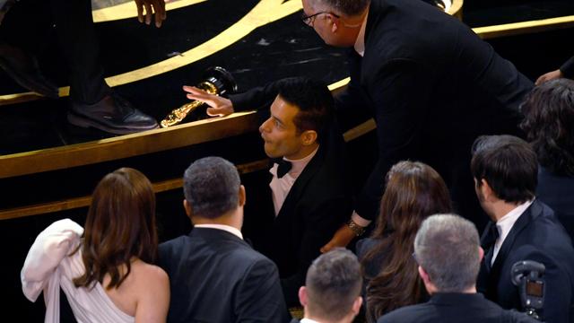 画像2: ラミ・マレック、アカデミー賞ステージから落下していた!救護班も出動