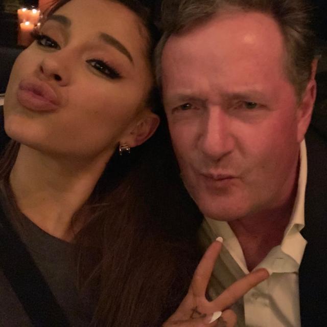 画像: アリアナ・グランデとピアース。 この写真は仲直りの記念に撮影したもの。 twitter.com