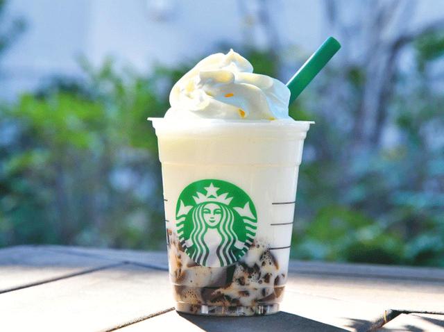 画像: バニラ フラペチーノ® ¥490、コーヒージェリー追加 ¥100 ※すべて税抜き価格