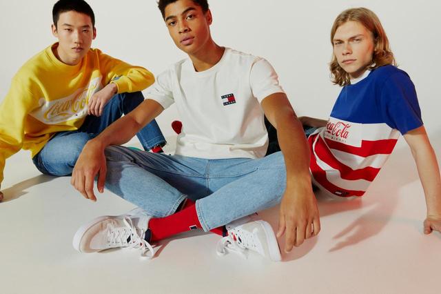 画像2: トミー ジーンズとコカ·コーラがコラボ「TOMMY JEANS COCA‐COLAⓇカプセルコレクション」発売