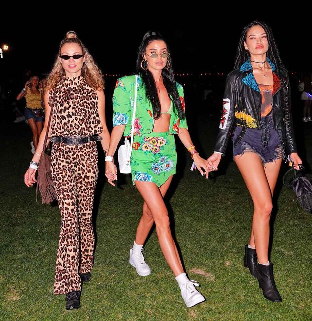 画像: VSモデルのシャニーナ・シェイクら、モデル3人組み