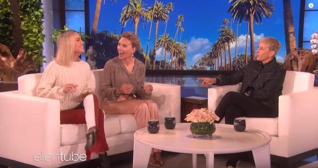 画像1: 『アベンジャーズ』女優たち、ファーストキスの思い出話で盛り上がる