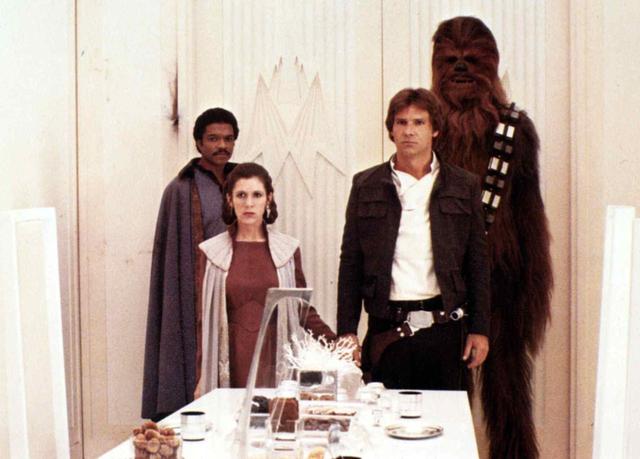 画像: 2015年公開『スター・ウォーズ/フォースの覚醒』が遺作に